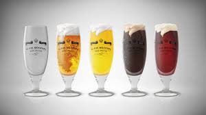 Glass Mockup Beer Glass Mockup 6 Mockup Templates Beer Glass Beer
