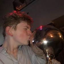 Email Address of @lochlanhowardd Instagram Influencer Profile