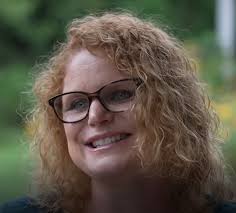 Crystal Hollins's Instagram, Twitter & Facebook