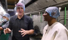 Sonny side is a famous american youtuber who runs his own youtube channel named best ever food review show.the show is about reviewing and traveling vietnamese food which explores each country's culinary world. Sonny Side Best Ever Food Review Veitingageirinn Is Frettavefur Um Mat Og Vin