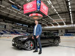 Jaromir jagr on why he took a break from the nhl. Jaromir Jagr Ma Dve Nova Auta Vrcholnou Kiu Stigner A Elektricky Model E Niro
