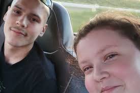 Hazel Bicknell and Ares Ruwersma's Wedding Website