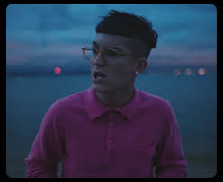 Gus Dapperton Yellow And Such Vogue Indie Singers Street Style Inspiration Indie
