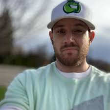 Posting for my friend Daniel Huston. To reach out to him you have to use  the Securus App. He is located at Washington State Penitentiary in Walla  Walla Washington. hey my name