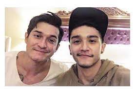 Di awal tahun 2019, publik dikejutkan dengan kabar kedekatan mantan istri aming yakni evelin nada anjani dengan seorang pria tampan asal negeri jiran, malaysia. Selain Aliff Alli Isa Khan Yang Paling Mirip Miller Khan Matamata Com