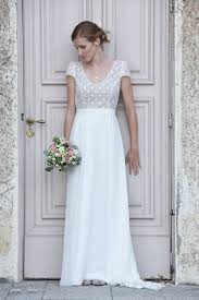 Robe de bal col plongueeant sans manches traîne brosse dentelle robes de mariée avec satiné. Ø¶ØºØ· Ù…ÙˆØ±Ø¯ Ù‚Ø§Ø¨Ù„ Ù„Ù„ØªØ¬Ø¯ÙŠØ¯ ÙˆØ§Ù‚Ø¹ÙŠ Robe En Dentelle Mariage Dsvdedommel Com