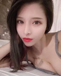 波衣IG大放福利照.....一手無法掌握的乳量- 美女圖- JKF 捷克論壇