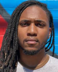 This Groovy young lady by the name of Takirra Smith, @itzz_takirra, is “Out  Of Sight” when it comes to the theatre, and is here to give you a stellar  performance at Hollywood