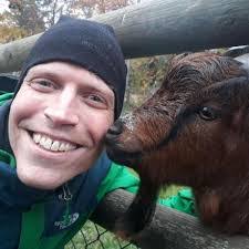 Ben Mares's Instagram, Twitter & Facebook