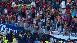 Marco fabián fue la figura en un partido empañado por los brotes de violencia en la barra del atlas. Violencia En El Estadio Jalisco Atlas Vs Chivas By Edson Gomez