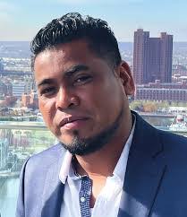 Leon Fay's Instagram, Twitter & Facebook