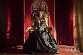 El Comisario está preparado para asaltar el trono mientras la Marquesa ya  se ve reina de las Españas, hoy en 'Águila Roja' - Cultura en Serie
