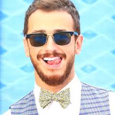 Listen to Alex and Rus full song by Abdullah Imran in alex and runs  playlist online for free