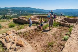 One of chimney rock's native american names translates to elk penis. Stargaze At An Ancestral Puebloan Astronomical Site In Chimney Rock