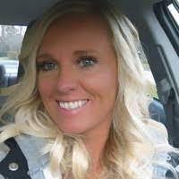 Nicole Bos's Instagram, Twitter & Facebook