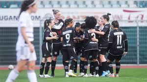 Cups are a unit of volume, and grams are a unit of mass. Schweizerischer Fussballverband Awsl Lugano Feiert Seinen Ersten Sieg In Dieser Saison