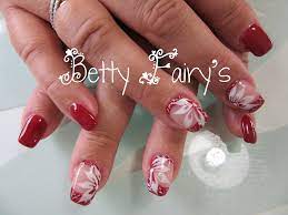 Bonjour à toutes, je pose des ongles en gel, poly acryl gel et vernis permanent depuis plus de 14 ans et j'utilise majoritairement les marques indigo, gelish, o.p.i et. Feerique Jusqu Au Bout Des Ongles
