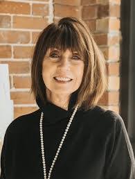 Charlene Evans's Instagram, Twitter & Facebook