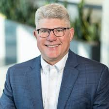 I'm excited to share that I will be joining JPMorganChase in their Chicago  office as a 2025 Global Finance and Business Management Summer Analyst! A  heartfelt thank you to everyone who has