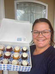 Many thanks to Brenda and Alexa for coming all the way to Ohio. Your  signing brought complete strangers together in real life and we made new  friendships. This was one of the