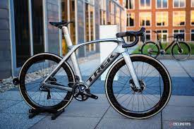 2019 trek madone slr first ride review upping the ante cyclingtips 自転車