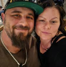 Who can perform a pedicure for badly cracked heels?