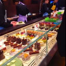 Pin By Liza Sheva On Favorite Destinations Bakery Cafe French Bakery Patisserie Shop
