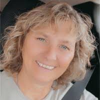 Tina Gleason's Instagram, Twitter & Facebook