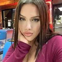 Dinorah Blanco's Instagram, Twitter & Facebook