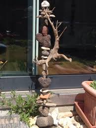 Lavasteine Und Schwemmholz Lavasteine Garten Steingarten Ideen Garten Deko