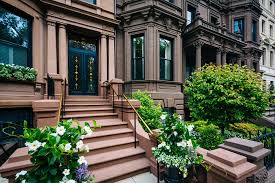 At the brownstone, you will see our elegant ballrooms and beautifully manicured gardens provide the perfect backdrop for the wedding of your dreams. Back Bay Brownstones For Sale