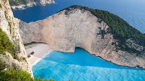 Privelistea oferita de golful thermaikos este spectaculoasa, mai ales ca, de aici, se pot vedea chiar si varfurile muntilor pelion. Plaje Zakynthos Grecia De Weekend