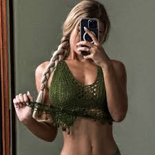 Candy Grettel s Profile - Vids, Pics & More | ManyVids - ManyVids