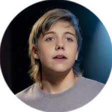 Jim Tryon's Instagram, Twitter & Facebook