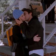 80s 90s 00s On Instagram Tag Someone That Loves Jess Rory Tv Show Gilmore Girls Miloventimiglia Gilmore Girls Gilmore Girls Jess Girlmore Girls