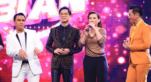 Cô được phi nhung phá lệ nhận nuôi vào năm 2016 bởi trước đó nữ ca sĩ đã tuyên bố sẽ không nhận thêm con nữa. Nam Ca SÄ© Háº£i Ngoáº¡i Ä'oi Ngá»§ Chung Vá»›i Mc Quyá»n Linh Ä'á»ƒ Tráº£ Thu