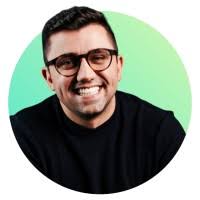 100+ perfiles de «Víctor Caballero»