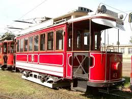 Pierwszy elektryczny tramwaj ruszył w trasę 105 lat temu