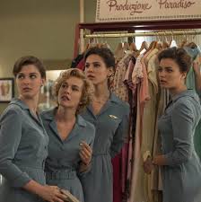 Il Paradiso delle signore. Una mostra sulla serie cult con abiti, foto e  video