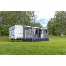 Die vorderwand wird einfach in das frontprofil der markise eingeschoben und abgespannt. Thule Omnistor 1200 Bag Awning Getcamping Eu