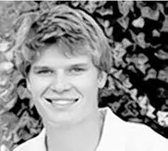 Debra Huelsman's Instagram, Twitter & Facebook