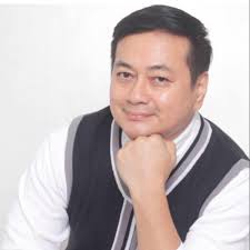 Kung hindi lang tayo sumuko (TV Mini Series 2023– )