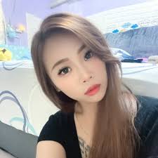 1y3m先給安撫娃娃同時併行只吃晚上之後開始慢慢不給發現連晚上都沒吃就睡著就沒給奶嘴了