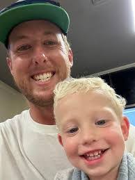 Jason Elders's Instagram, Twitter & Facebook