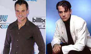American singer tommy page was born thomas alden page on 24th may, 1967 in glen ridge, new jersey, usa and passed away on 3rd mar 2017 new york city, new york, usa aged 49. Tommy Page Dies Aged 46 Of Apparent Suicide Daily Mail Online