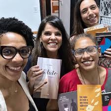 A tarde de sábado,dia 18 de outubro,recebemos queridas escritoras,Fabi  Grieco,Cris Gibim e Patrícia Xavier,para uma conversa íntima e  reveladora,falamos sobre maternidade real ,luto e renascimento ,dores de  realidades difíceis, não normatizar ou