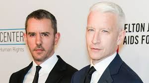 When anderson stopped by ellen this week, he revealed he and benjamin, despite no. Cs8nw89vjmpsem