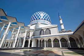 Masjid negeri selangor darul ehsan yang dinama masjid sultan salahuddin abdul aziz shah (bahasa jawi:مسجد السلطان صلاح الدين عبد العزيز) adalah sebuah masjid di shah alam, selangor, malaysia. Sultan Salahuddin Abdul Aziz Mosque