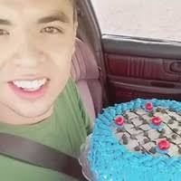 90+ perfiles de «Gerardo Mares»