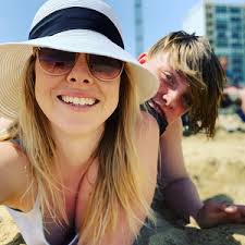 Women Swimmin' for Hospicare